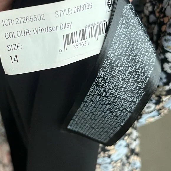 Ever New Ruthie Mini Dress - Picture 6 of 8